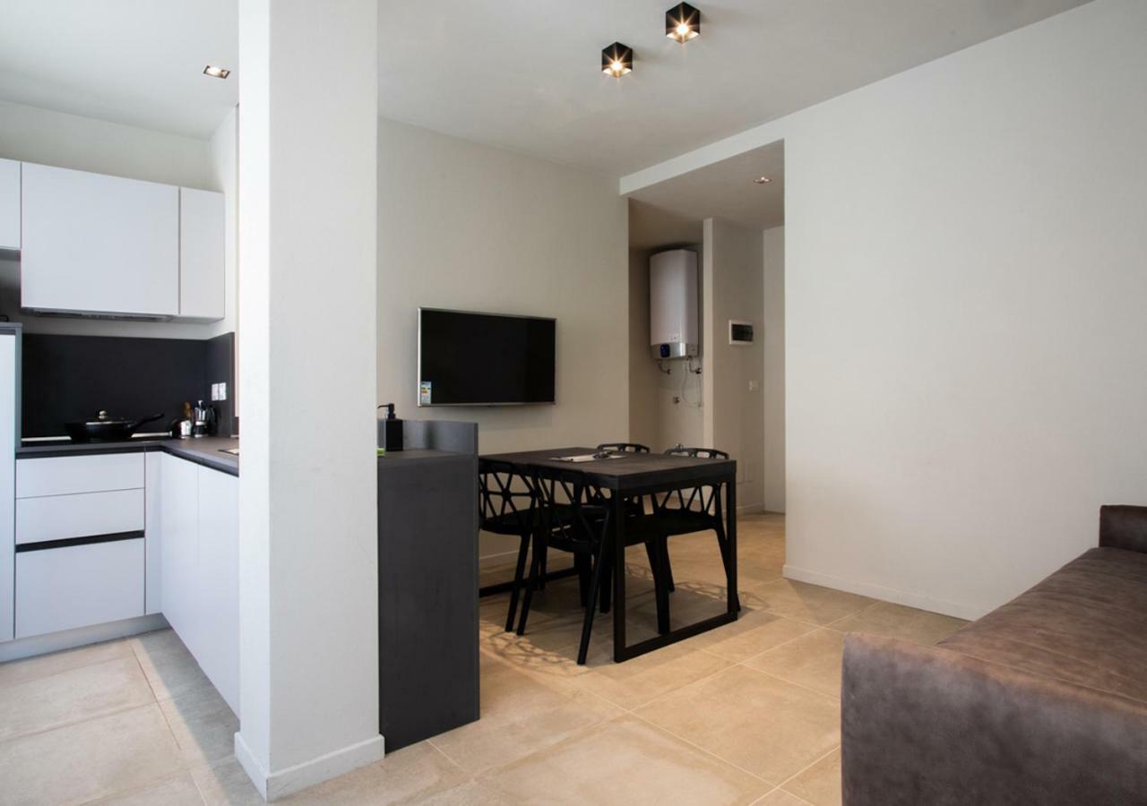 Astoria Living Apartments Bolonia Exterior foto