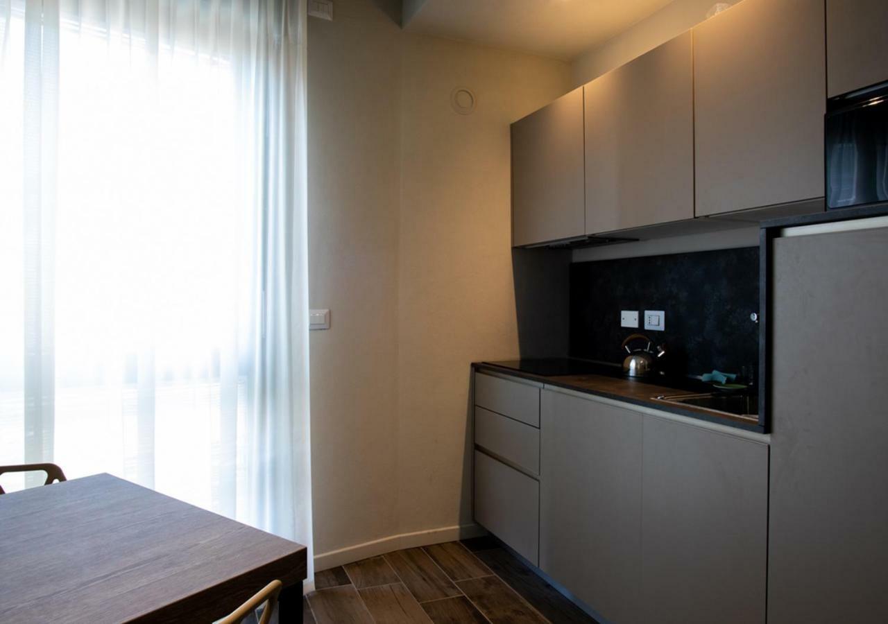 Astoria Living Apartments Bolonia Exterior foto