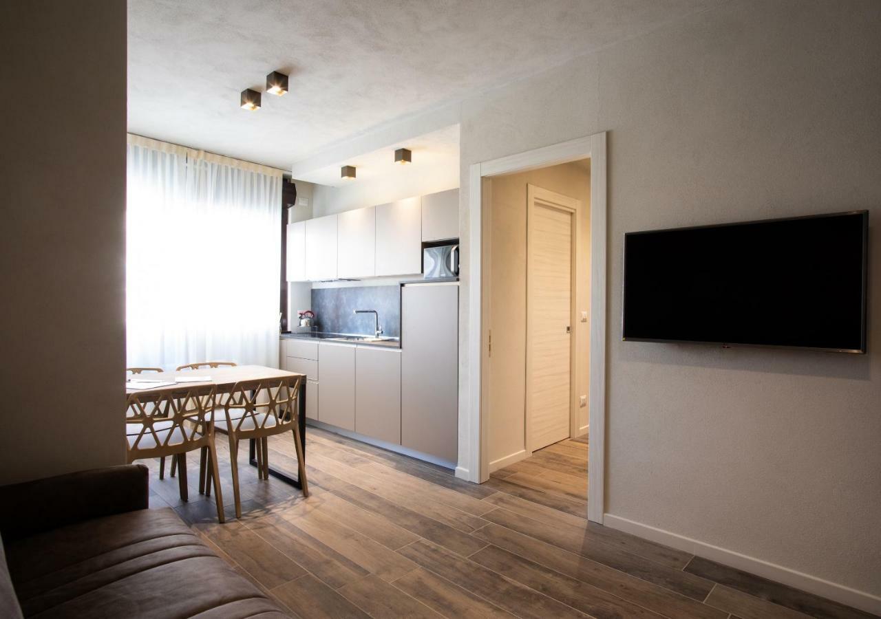 Astoria Living Apartments Bolonia Exterior foto